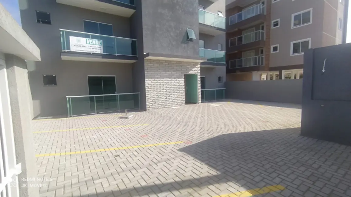 Foto 6 de Apartamento com 3 quartos à venda, 87m2 em Itapoa - SC