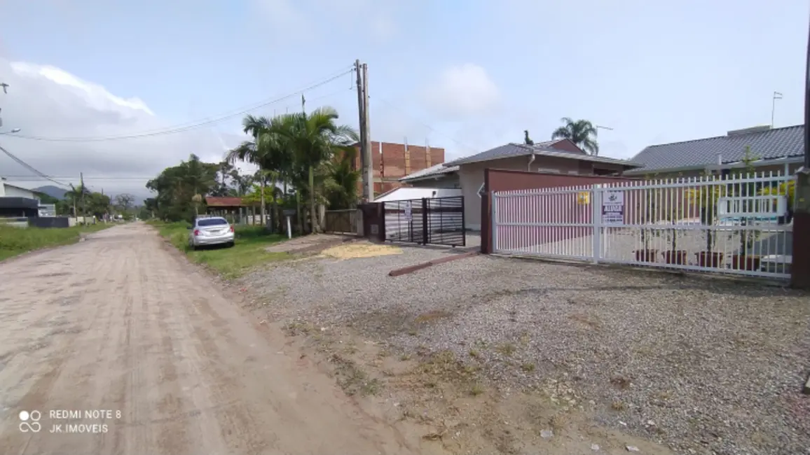 Foto 5 de Casa com 2 quartos à venda e para alugar, 70m2 em Itapoa - SC