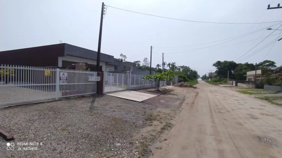 Foto 6 de Casa com 2 quartos à venda e para alugar, 70m2 em Itapoa - SC