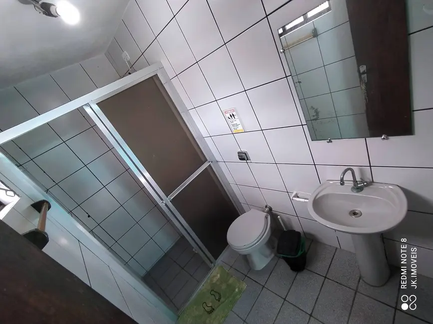 Foto 9 de Sobrado com 4 quartos à venda e para alugar, 232m2 em Itapoa - SC