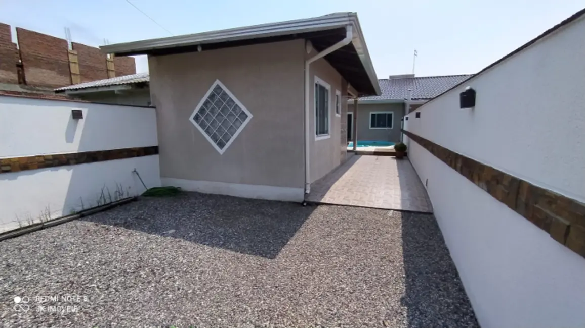 Foto 7 de Casa com 3 quartos à venda e para alugar, 80m2 em Itapoa - SC