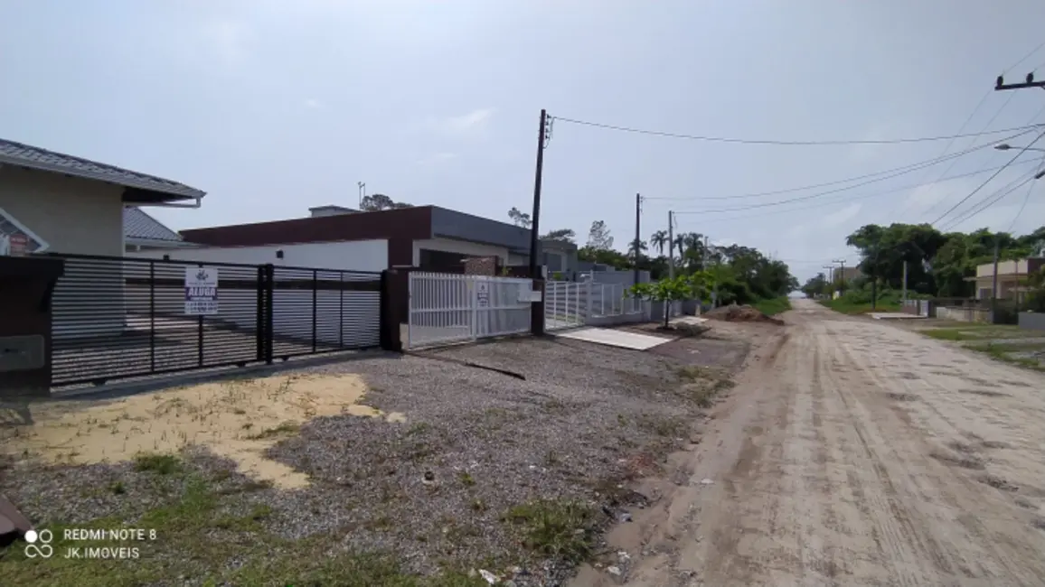 Foto 5 de Casa com 3 quartos à venda e para alugar, 80m2 em Itapoa - SC