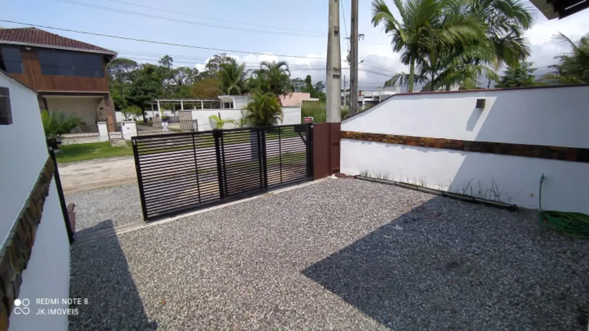 Foto 8 de Casa com 3 quartos à venda e para alugar, 80m2 em Itapoa - SC