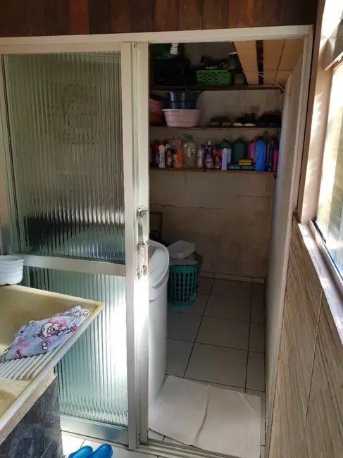 Foto 8 de Sobrado com 4 quartos à venda, 270m2 em Itapoa - SC