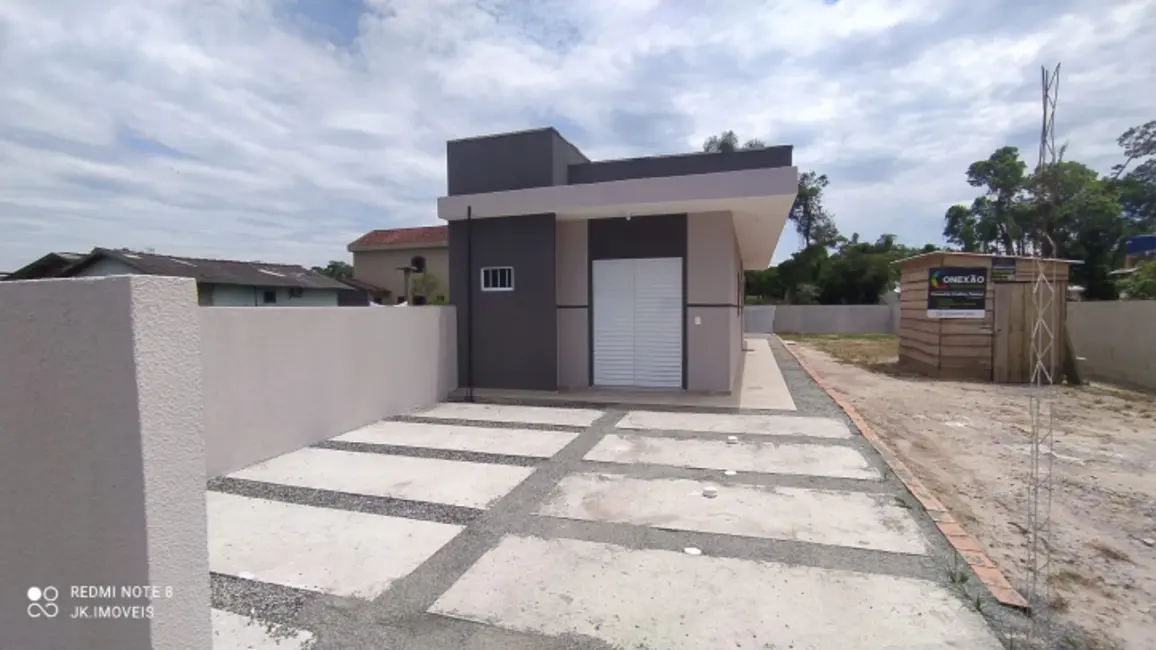 Foto 3 de Casa com 2 quartos à venda, 92m2 em Itapoa - SC