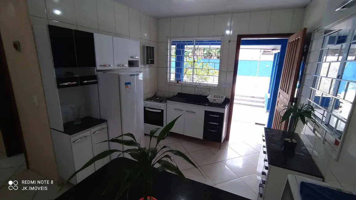 Foto 7 de Casa com 3 quartos à venda e para alugar, 110m2 em Itapoa - SC