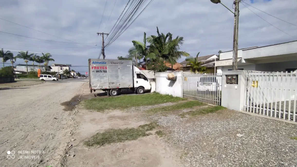 Foto 2 de Casa com 3 quartos à venda, 94m2 em Itapema do Norte, Itapoa - SC
