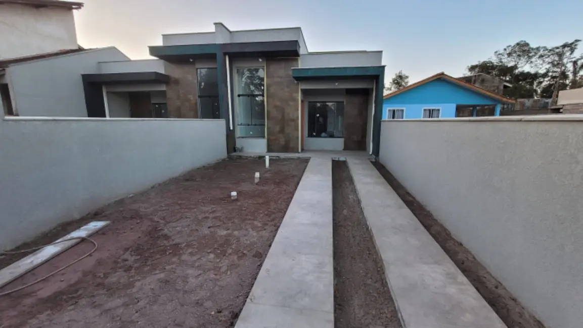 Foto 1 de Casa com 3 quartos à venda, 95m2 em Itapoa - SC