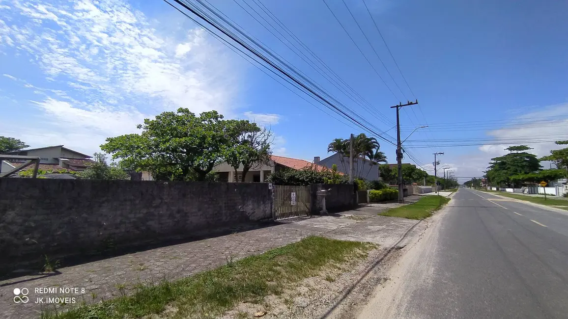 Foto 3 de Sobrado com 5 quartos à venda e para alugar, 269m2 em Itapoa - SC