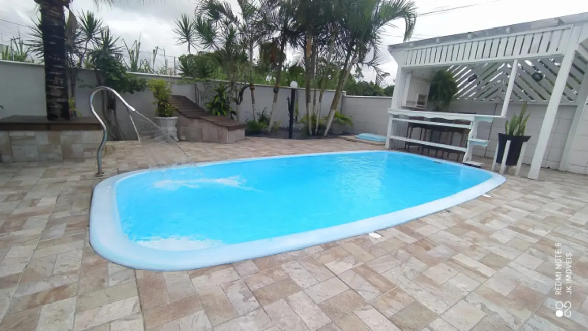 Foto 8 de Sobrado com 5 quartos à venda, 238m2 em Itapoa - SC