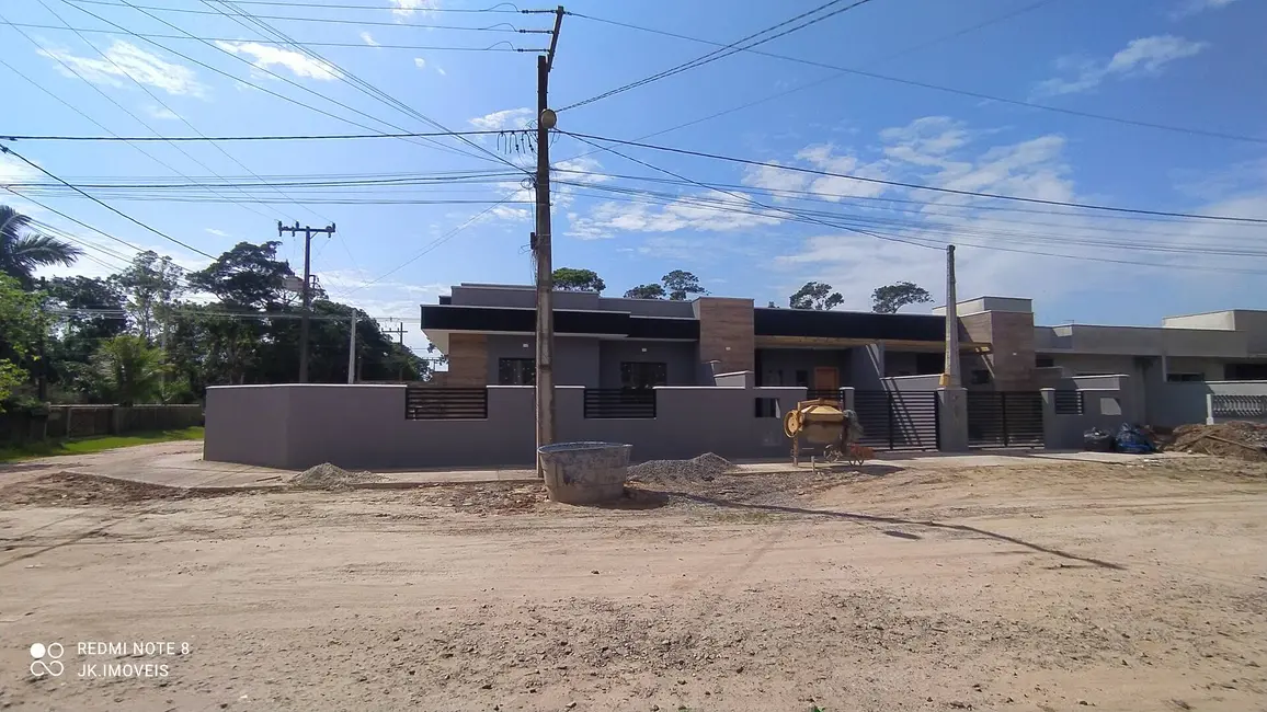 Foto 3 de Casa com 2 quartos à venda, 58m2 em Itapoa - SC