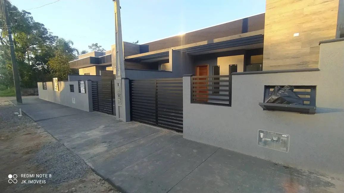 Foto 8 de Casa com 2 quartos à venda, 58m2 em Itapoa - SC