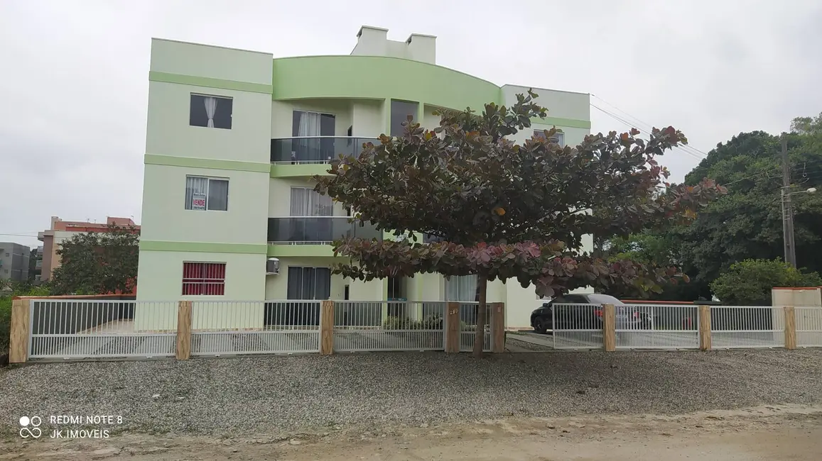 Foto 4 de Apartamento com 2 quartos à venda, 61m2 em Itapoa - SC