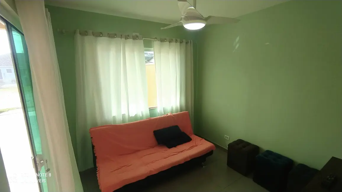 Foto 9 de Sobrado com 4 quartos à venda e para alugar, 137m2 em Itapoa - SC