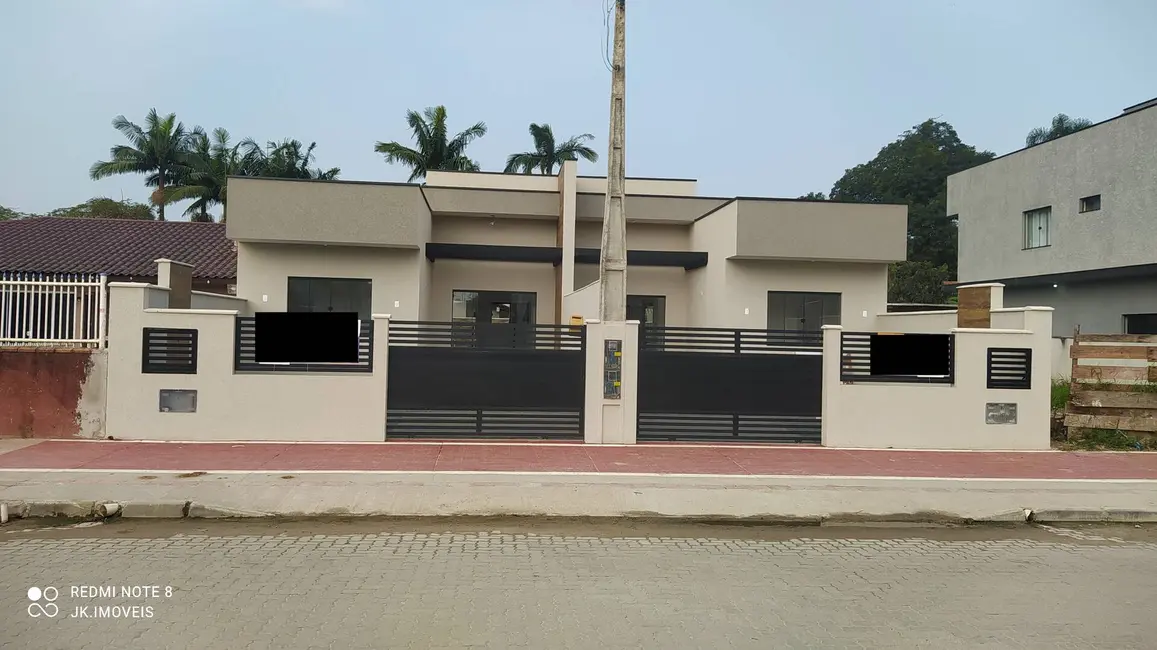 Foto 4 de Casa com 3 quartos à venda, 79m2 em Itapoa - SC