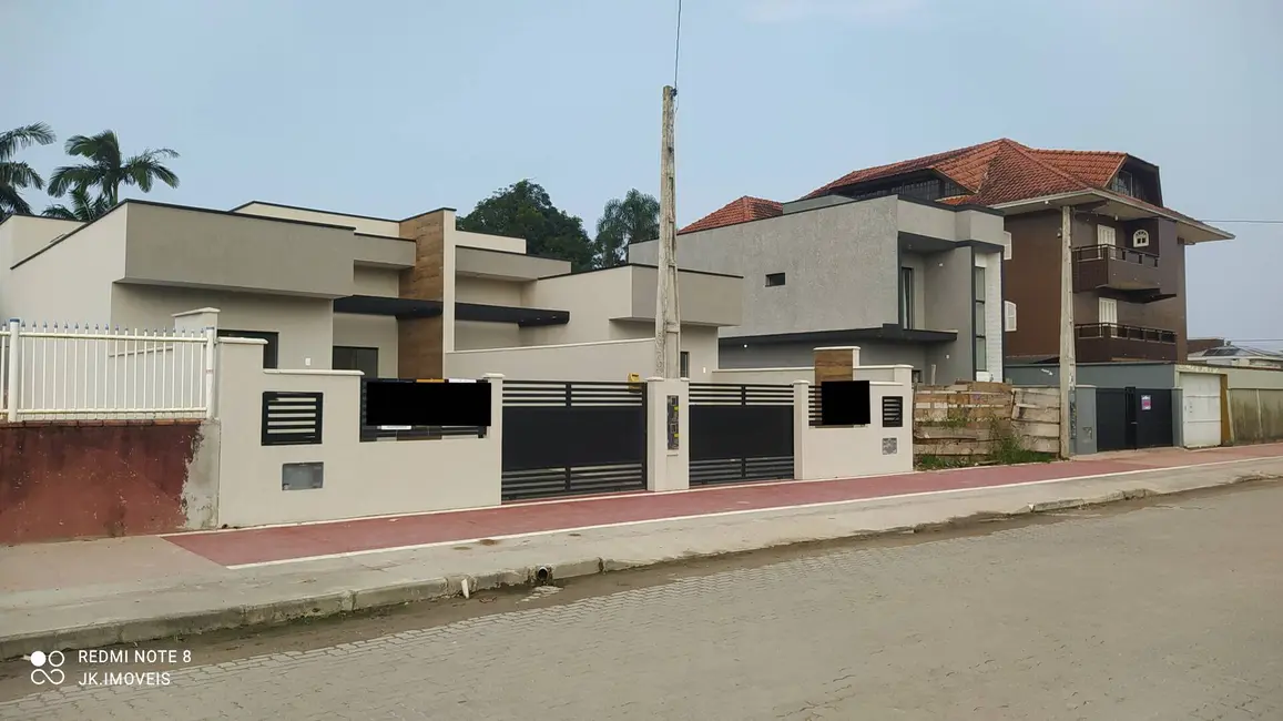 Foto 8 de Casa com 3 quartos à venda, 79m2 em Itapoa - SC