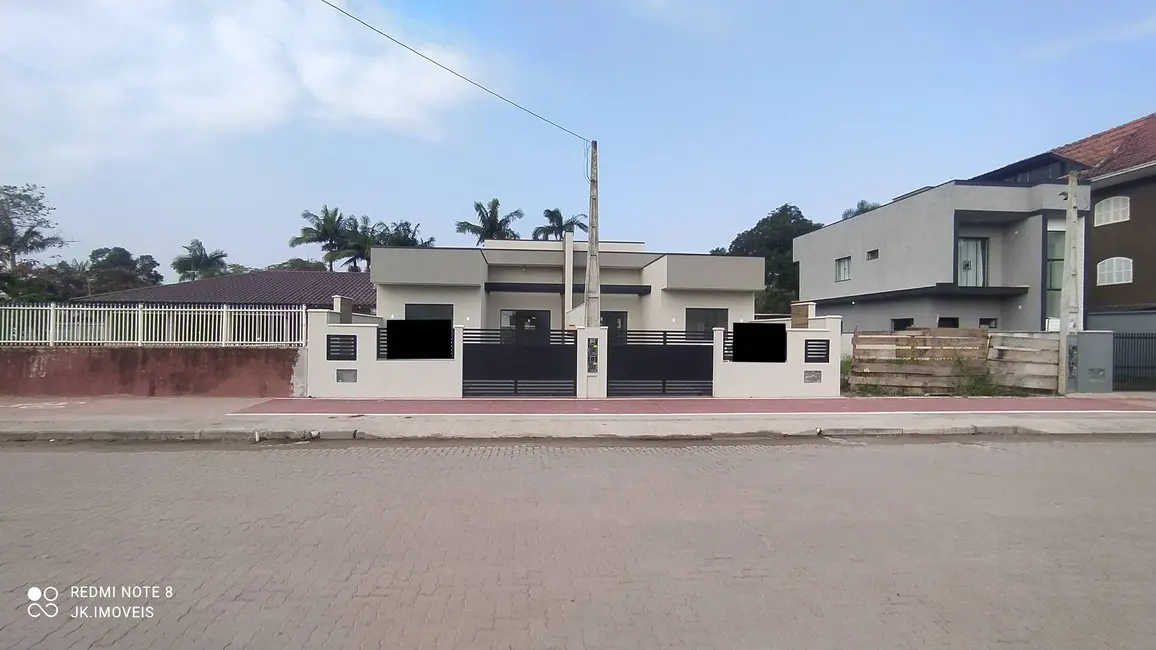Foto 5 de Casa com 3 quartos à venda, 79m2 em Itapoa - SC