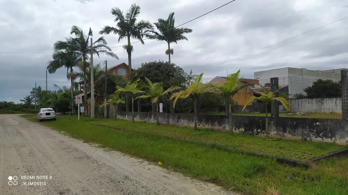 Foto 2 de Terreno / Lote à venda, 768m2 em Itapoa - SC