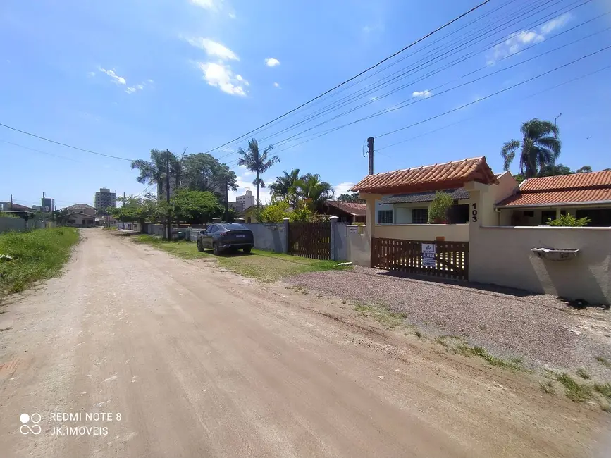 Foto 2 de Casa com 2 quartos à venda e para alugar, 90m2 em Itapema do Norte, Itapoa - SC
