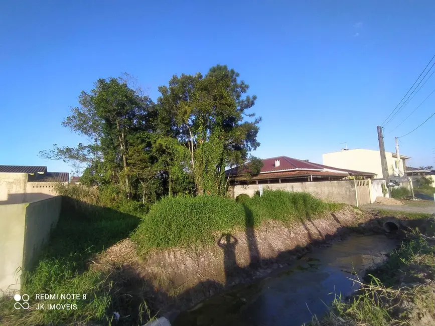 Foto 4 de Terreno / Lote à venda, 360m2 em Itapoa - SC