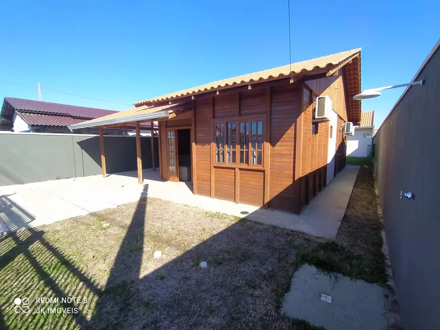Foto 6 de Casa com 3 quartos à venda e para alugar, 150m2 em Itapoa - SC