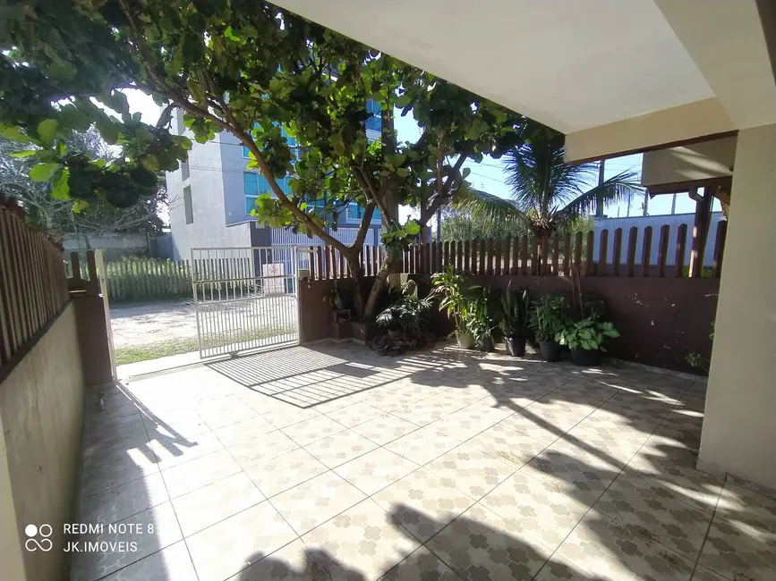 Foto 7 de Sobrado com 4 quartos à venda, 135m2 em Itapoa - SC