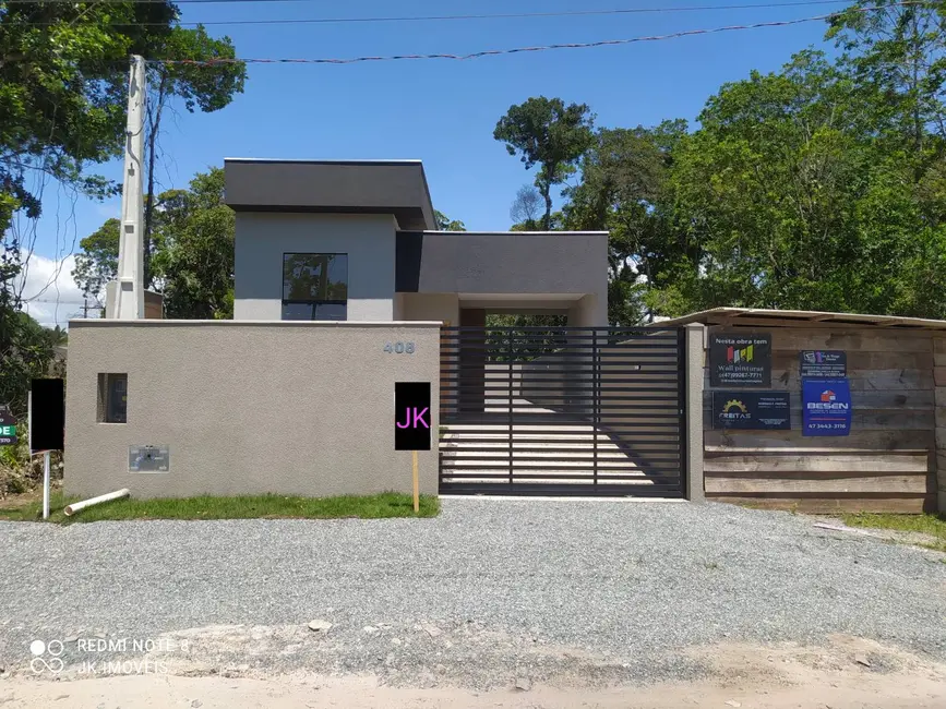 Foto 1 de Casa com 3 quartos à venda, 100m2 em Itapoa - SC