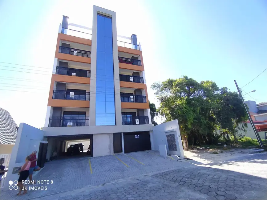 Foto 1 de Casa com 3 quartos à venda, 182m2 em Itapoa - SC