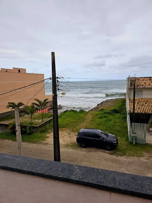 Foto 3 de Sobrado com 3 quartos à venda, 90m2 em Itapema do Norte, Itapoa - SC