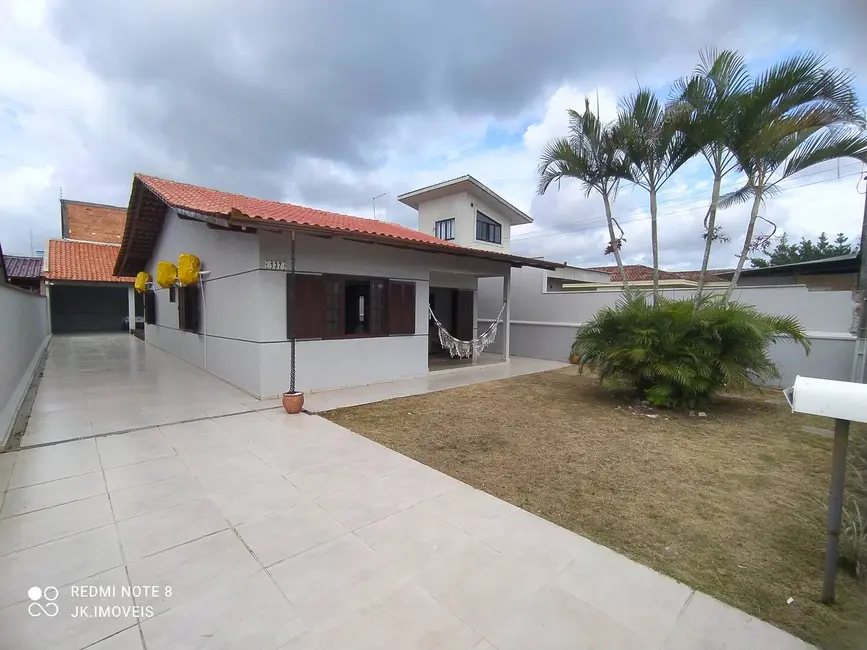 Foto 4 de Casa com 3 quartos à venda e para alugar, 168m2 em Itapoa - SC