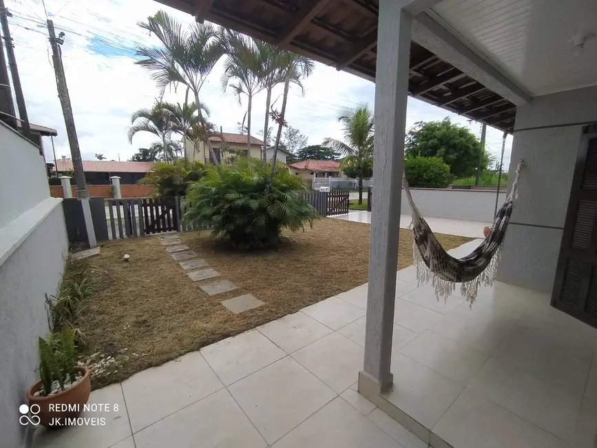 Foto 5 de Casa com 3 quartos à venda e para alugar, 168m2 em Itapoa - SC
