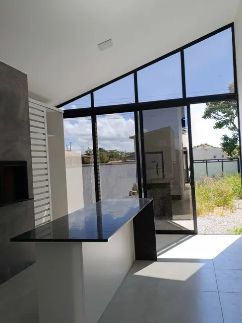 Foto 4 de Casa com 3 quartos à venda, 90m2 em Itapoa - SC