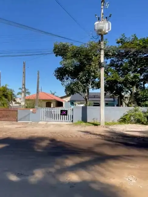 Foto 1 de Casa com 2 quartos à venda, 79m2 em Itapema do Norte, Itapoa - SC