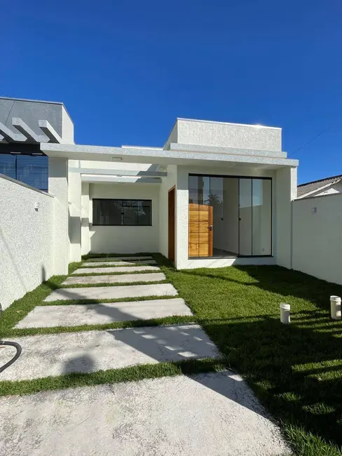 Foto 2 de Casa com 2 quartos à venda, 90m2 em Itapema do Norte, Itapoa - SC