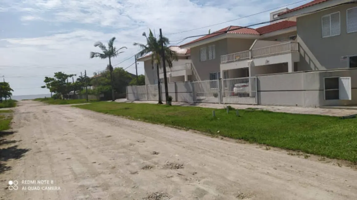Foto 2 de Casa com 3 quartos à venda, 108m2 em Itapoa - SC