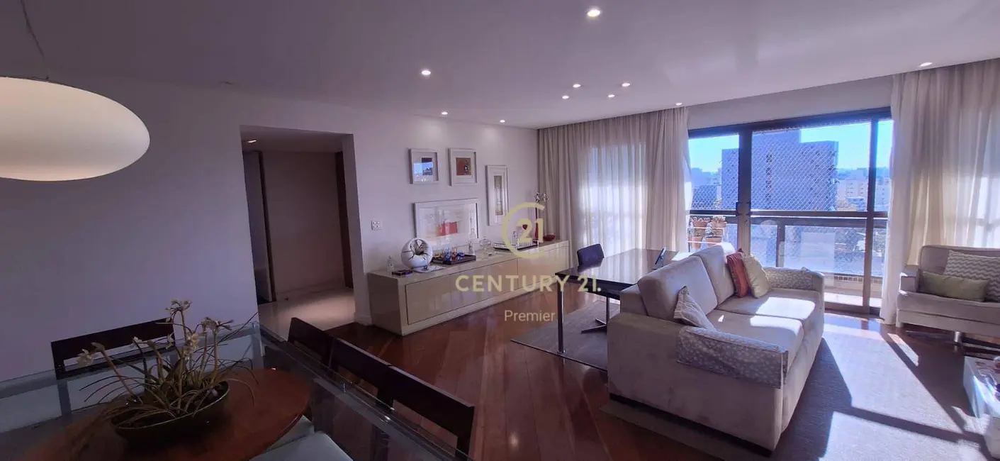 Apartamento com 3 quartos à venda, 220m2 em Rudge Ramos, Sao Bernardo Do Campo - SP - imagem 9 Foto 9 de Apartamento com 3 quartos à venda, 220m2 em Rudge Ramos, Sao Bernardo Do Campo - SP