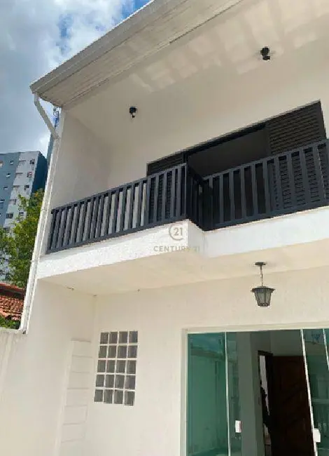 Casa com 3 quartos à venda, 200m2 em Sao Bernardo Do Campo - SP - imagem 1 Foto 1 de Casa com 3 quartos à venda, 200m2 em Sao Bernardo Do Campo - SP