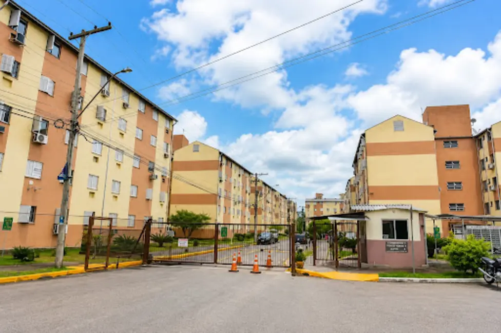 Apartamento com 2 quartos à venda, 48m2 em Rubem Berta, Porto Alegre - RS - imagem 1 Foto 1 de Apartamento com 2 quartos à venda, 48m2 em Rubem Berta, Porto Alegre - RS