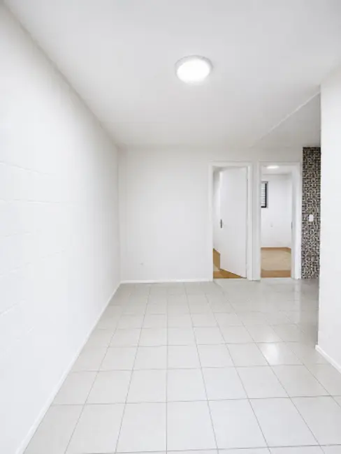 Apartamento com 2 quartos à venda, 48m2 em Rubem Berta, Porto Alegre - RS - imagem 2 Foto 2 de Apartamento com 2 quartos à venda, 48m2 em Rubem Berta, Porto Alegre - RS