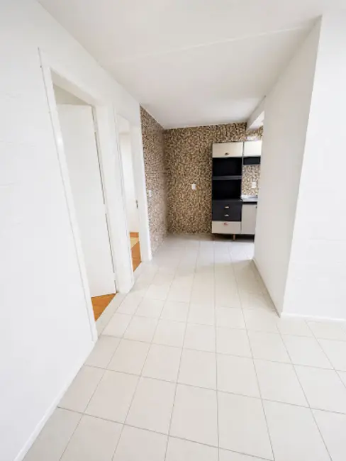 Apartamento com 2 quartos à venda, 48m2 em Rubem Berta, Porto Alegre - RS - imagem 3 Foto 3 de Apartamento com 2 quartos à venda, 48m2 em Rubem Berta, Porto Alegre - RS
