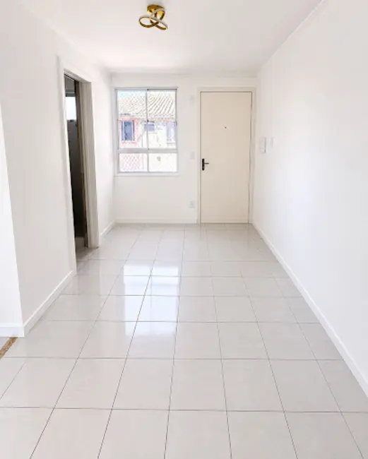Foto 3 de Apartamento com 2 quartos à venda, 50m2 em Rubem Berta, Porto Alegre - RS