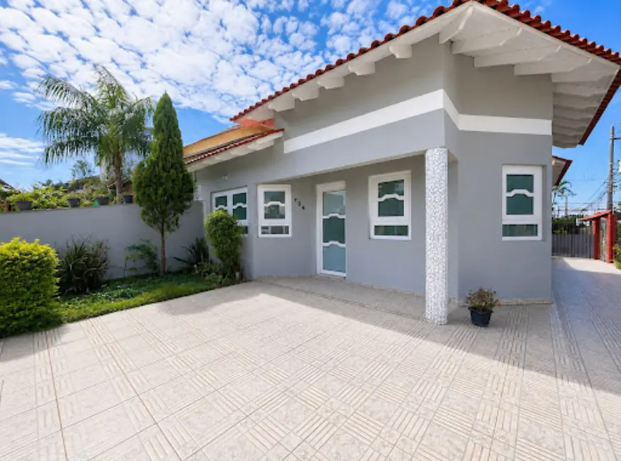 Foto 2 de Casa com 3 quartos à venda, 220m2 em Parque da Matriz, Cachoeirinha - RS