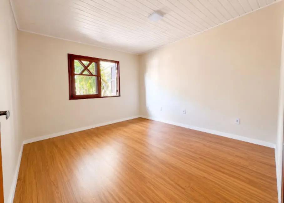Casa com 3 quartos à venda, 200m2 em Parque da Matriz, Cachoeirinha - RS - imagem 3 Foto 3 de Casa com 3 quartos à venda, 200m2 em Parque da Matriz, Cachoeirinha - RS