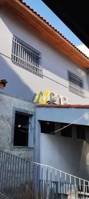Foto 5 de Sobrado com 3 quartos à venda, 210m2 em Jardim Santo Antônio, Santo Andre - SP