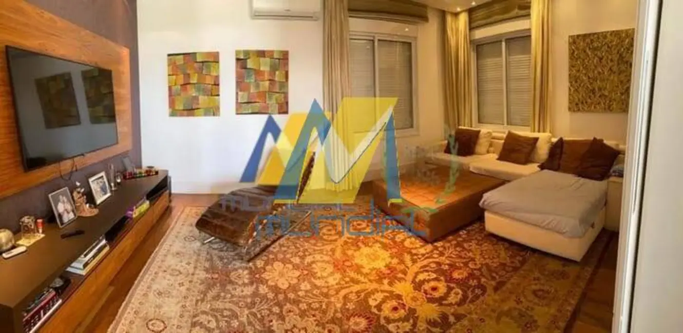Casa com 5 quartos à venda, 1000m2 em Tamboré, Santana De Parnaiba - SP - imagem 5 Foto 5 de Casa com 5 quartos à venda, 1000m2 em Tamboré, Santana De Parnaiba - SP