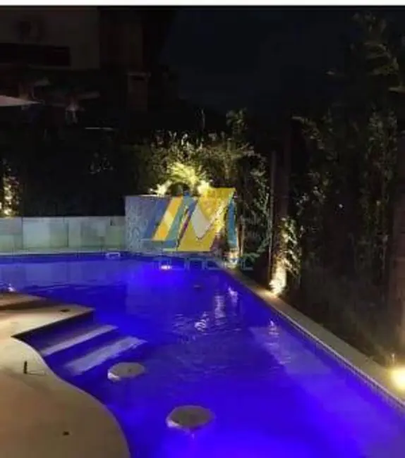 Foto 4 de Casa com 4 quartos à venda, 320m2 em Centro, Peruibe - SP