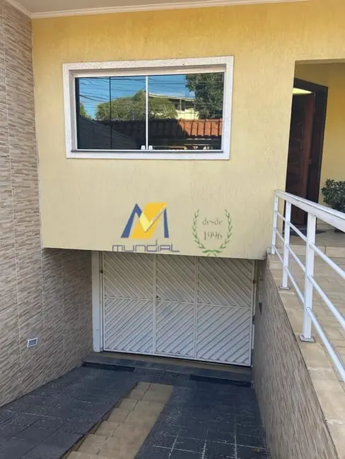 Casa com 3 quartos à venda, 238m2 em Parque João Ramalho, Santo Andre - SP - imagem 4 Foto 4 de Casa com 3 quartos à venda, 238m2 em Parque João Ramalho, Santo Andre - SP