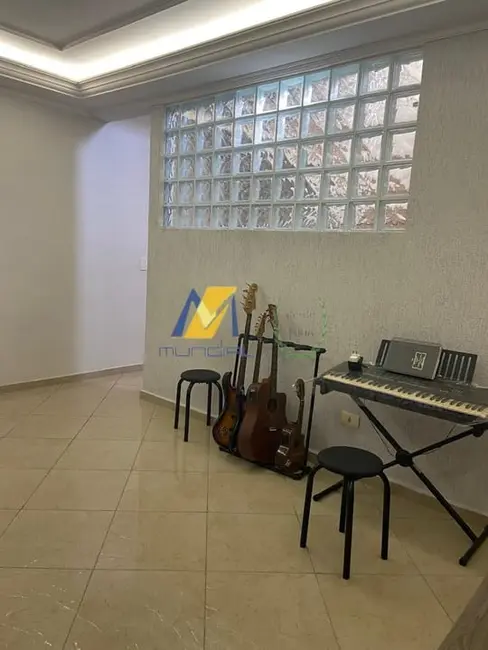 Casa com 3 quartos à venda, 238m2 em Parque João Ramalho, Santo Andre - SP - imagem 8 Foto 8 de Casa com 3 quartos à venda, 238m2 em Parque João Ramalho, Santo Andre - SP