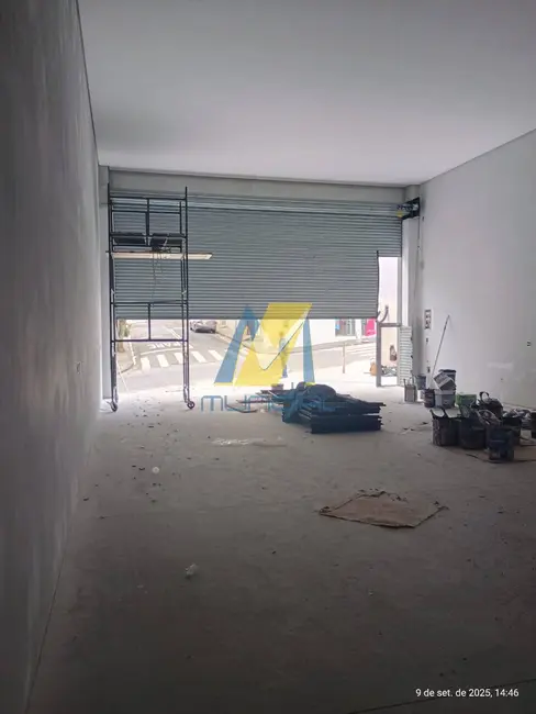 Sala Comercial para alugar, 300m2 em Utinga, Santo Andre - SP - imagem 1 Foto 1 de Sala Comercial para alugar, 300m2 em Utinga, Santo Andre - SP