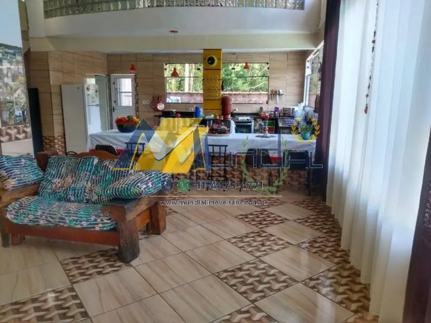 Foto 3 de Fazenda / Haras com 4 quartos à venda, 1000m2 em Ubatuba - SP